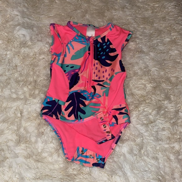 Neon tropical | 2T | Cat & Jack swimsuit - Picture 4 of 9